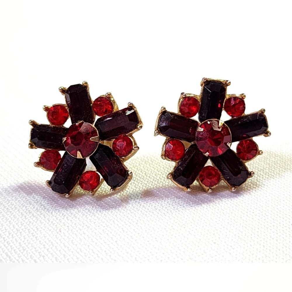 Vintage Red Floral Screwback Earrings